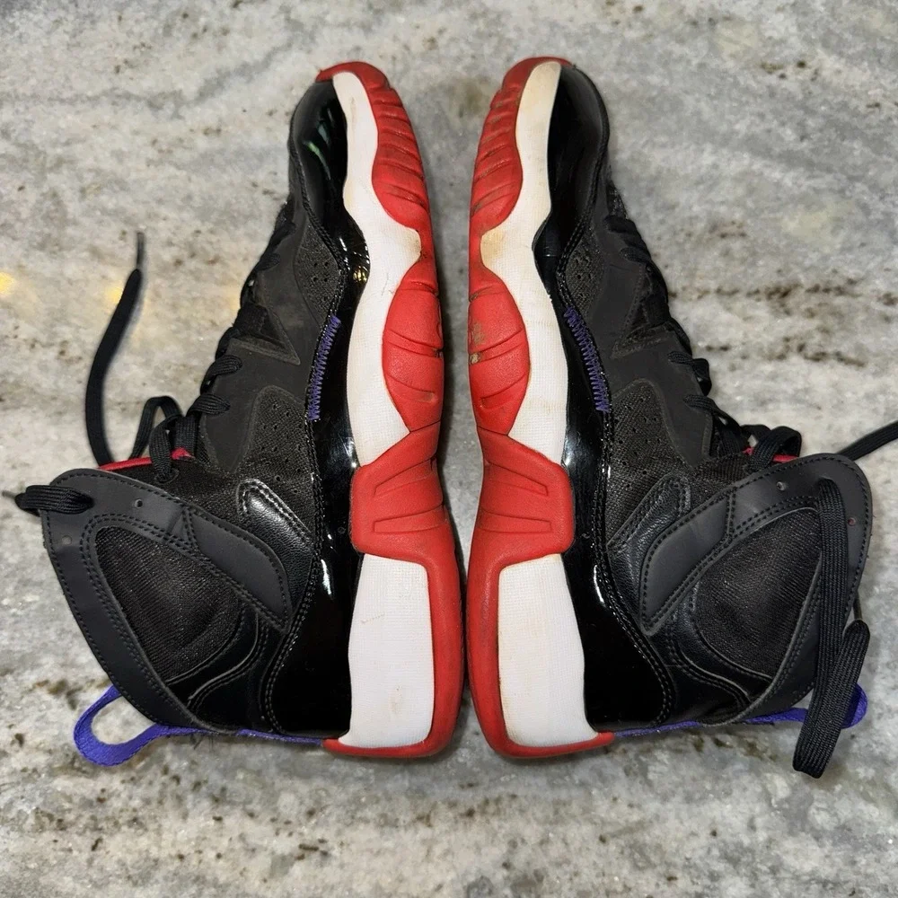 Nike Air Jordan Jumpman Two Trey Bred Red/Black DO1925-001 Mens Size 8.5 Sneaker
